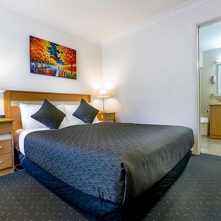 Melbourne'S Princes Park Hotel Екстер'єр фото