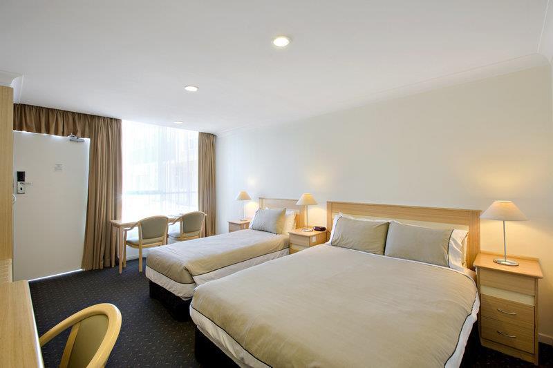 Melbourne'S Princes Park Hotel Екстер'єр фото