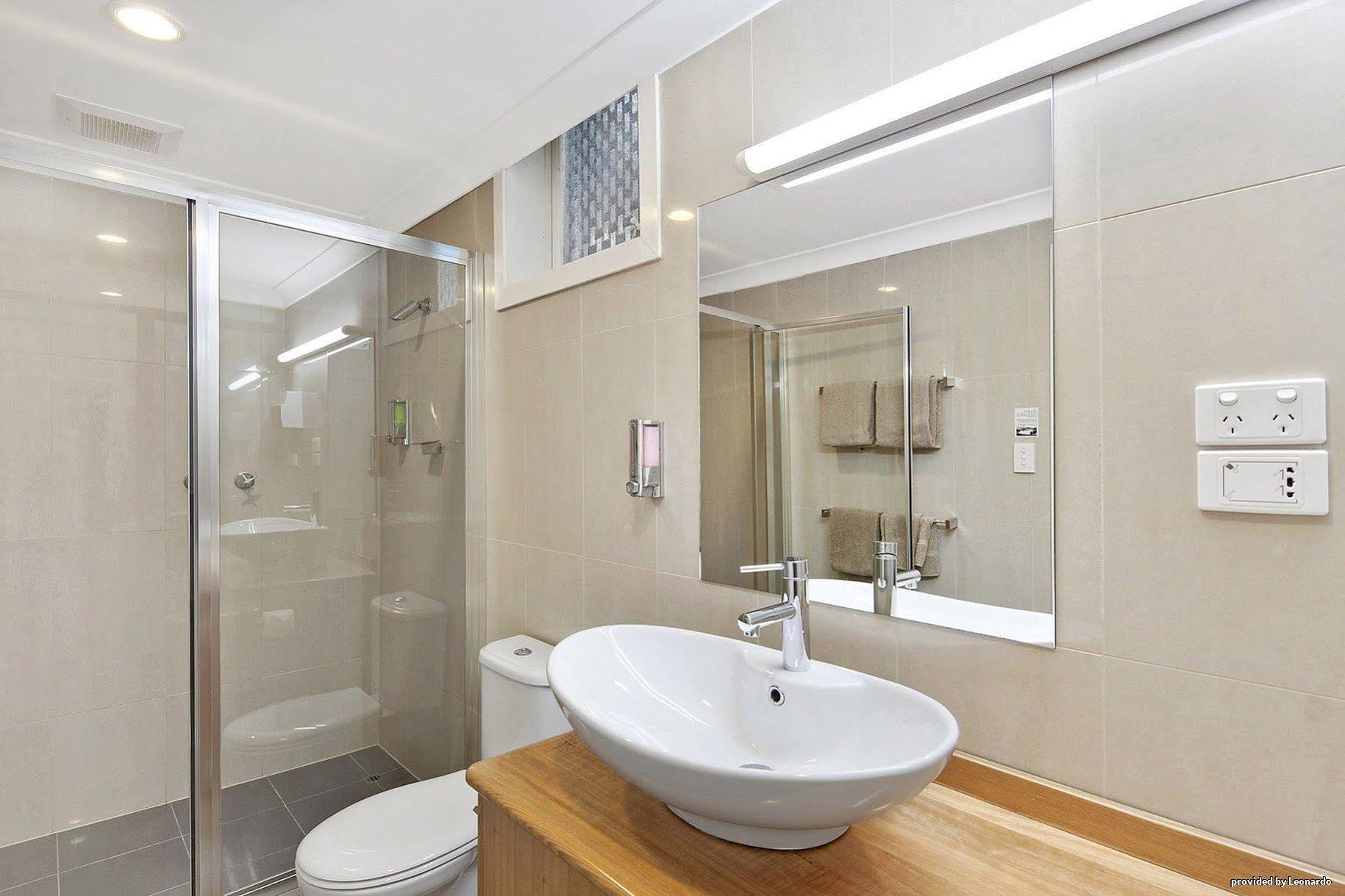 Melbourne'S Princes Park Hotel Екстер'єр фото